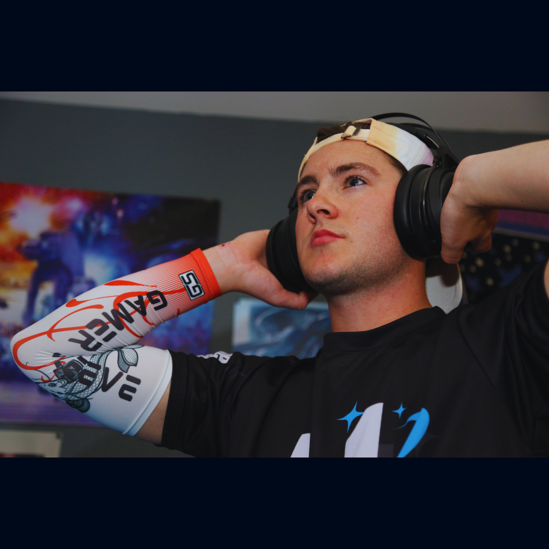 Selerity Gaming Arm Sleeve - Japanese Design, Breathable & Sweat-Proof For PC Gaming & Sports